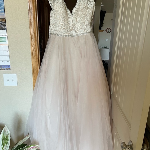 Allure 1962 size 26 wedding dress